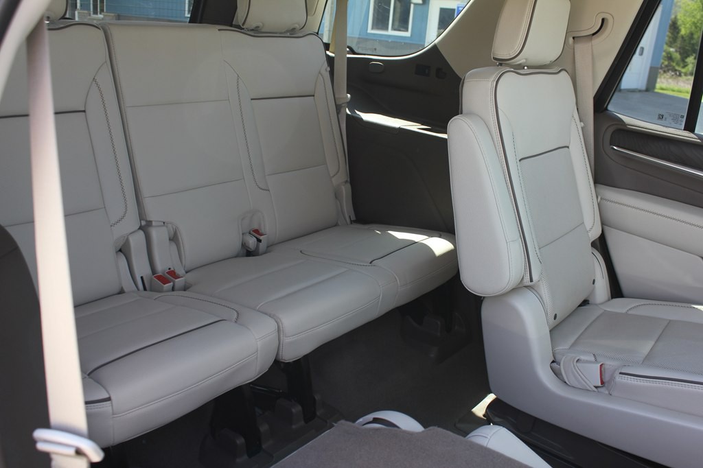 2023 GMC Yukon Image 36