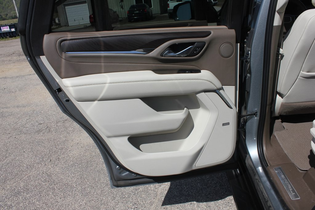 2023 GMC Yukon Image 37