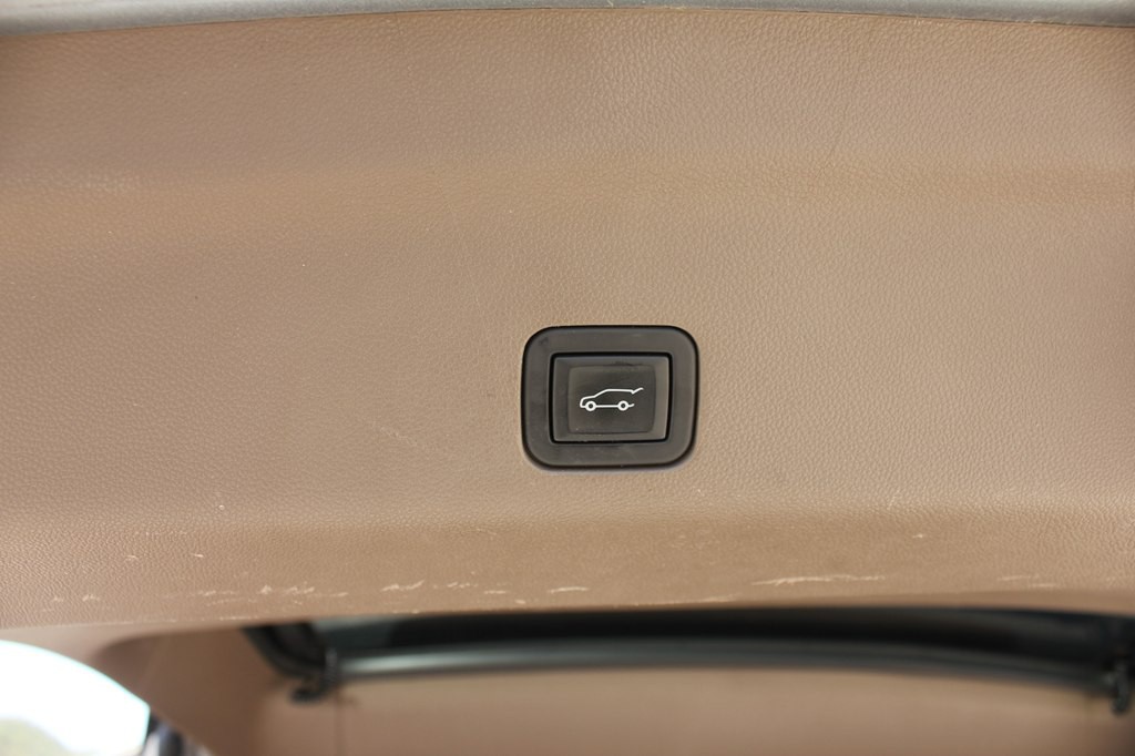 2023 GMC Yukon Image 46