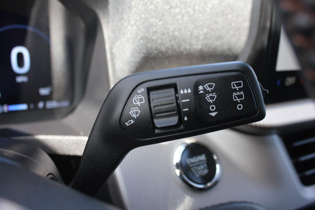 2025 Ford Explorer Image 15