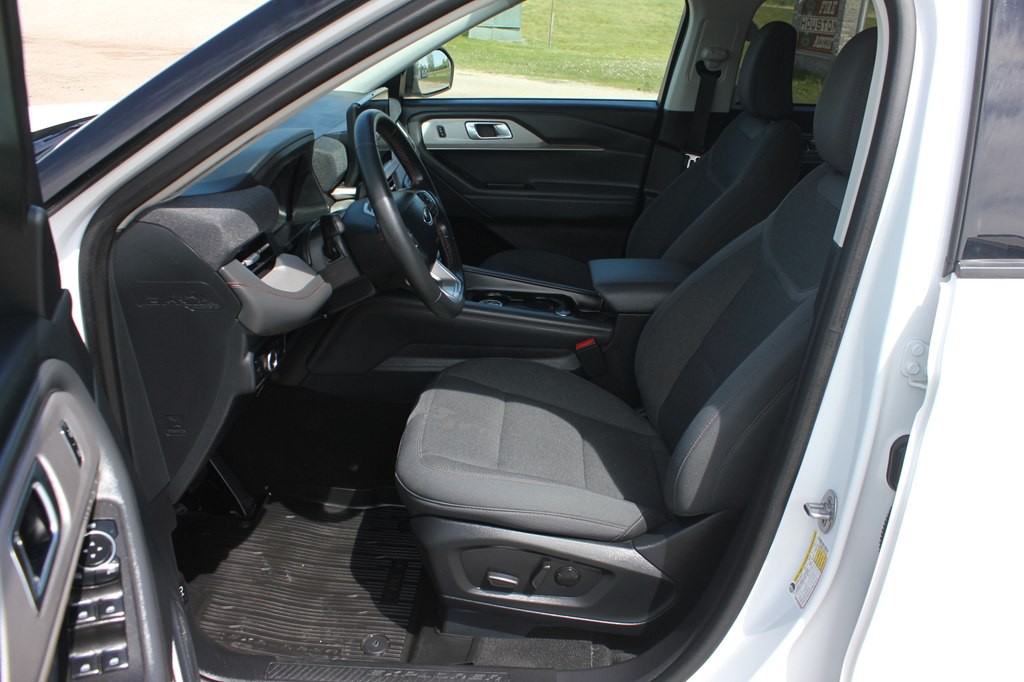 2025 Ford Explorer Image 28