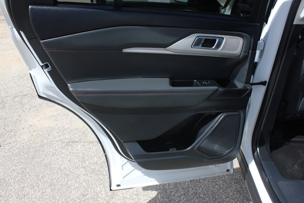 2025 Ford Explorer Image 37