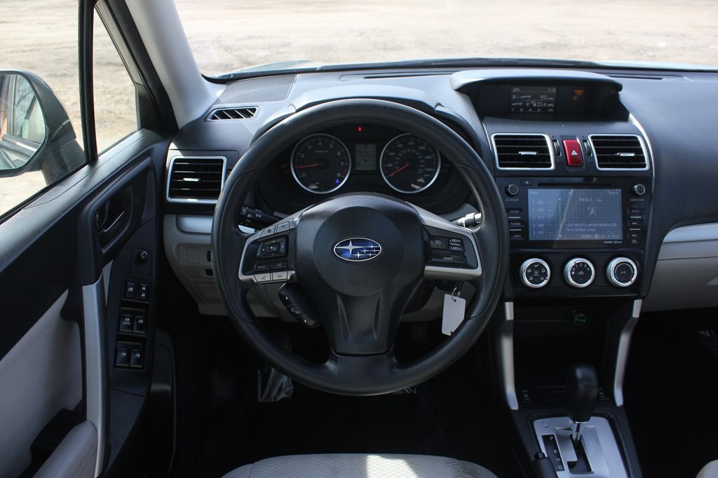 2016 Subaru Forester Image 9