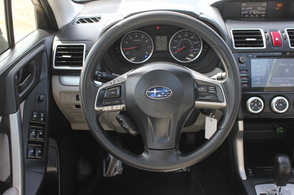 2016 Subaru Forester Image 10