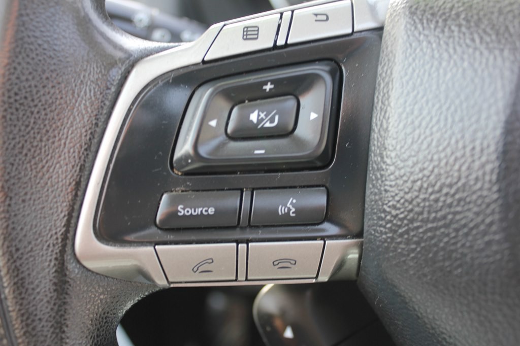2016 Subaru Forester Image 12