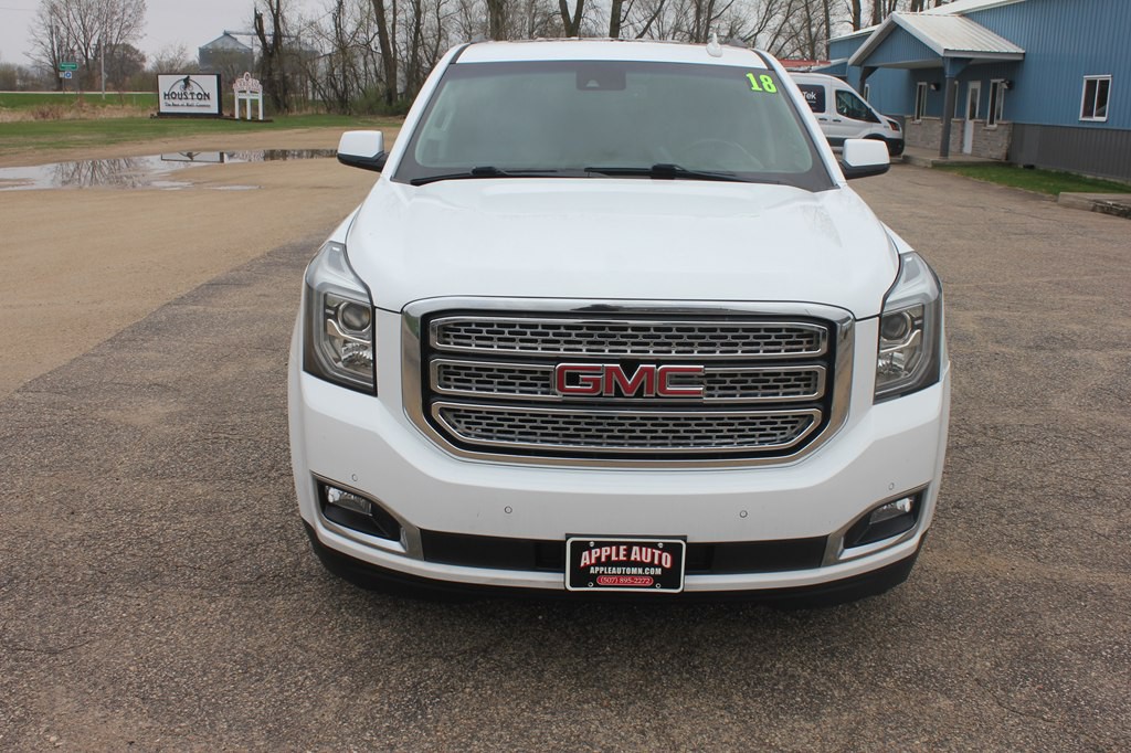 2018 GMC Yukon Image 2