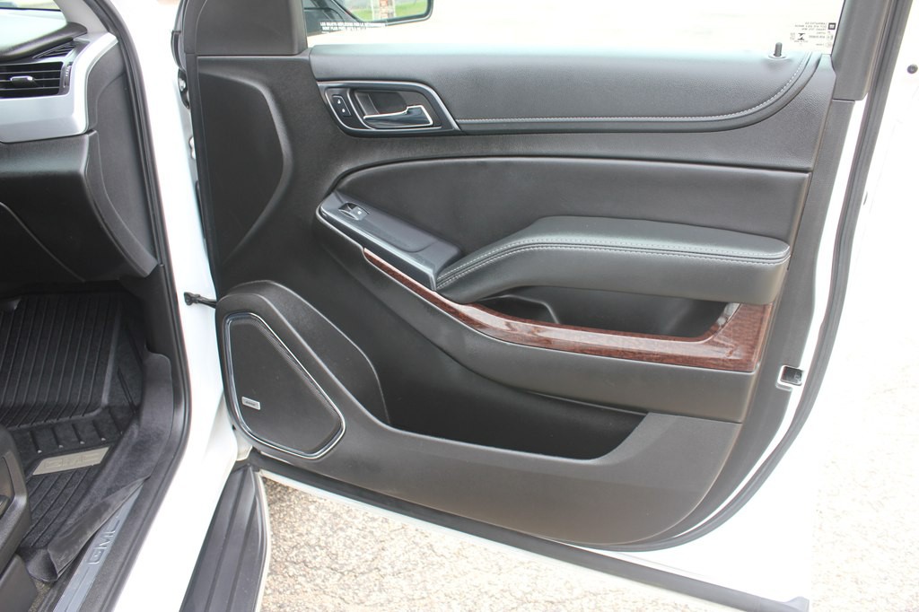 2018 GMC Yukon Image 32