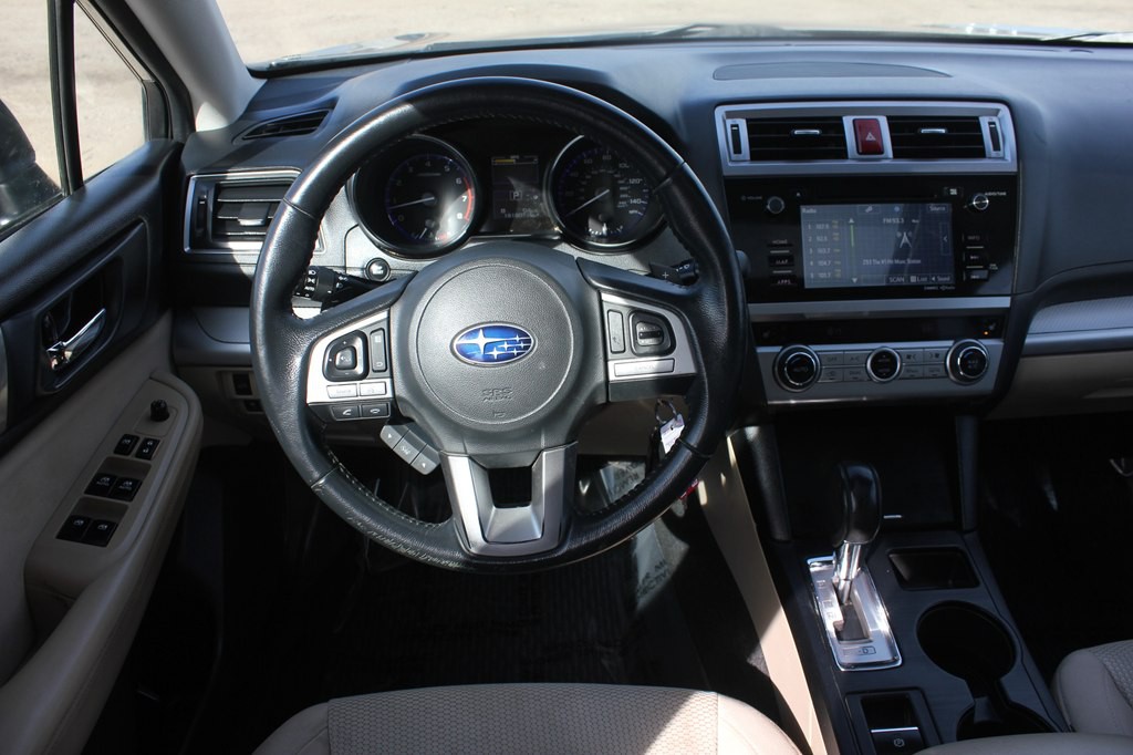 2015 Subaru Outback Image 9