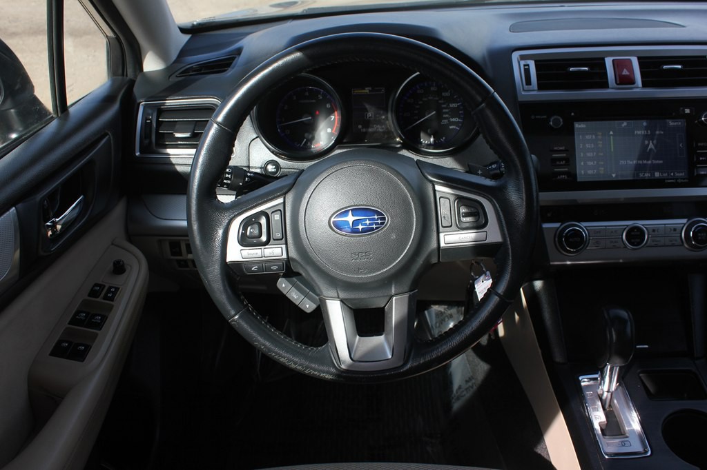 2015 Subaru Outback Image 10
