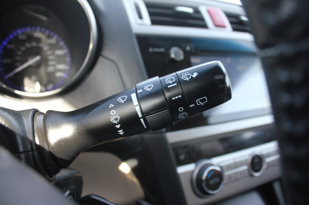 2015 Subaru Outback Image 16