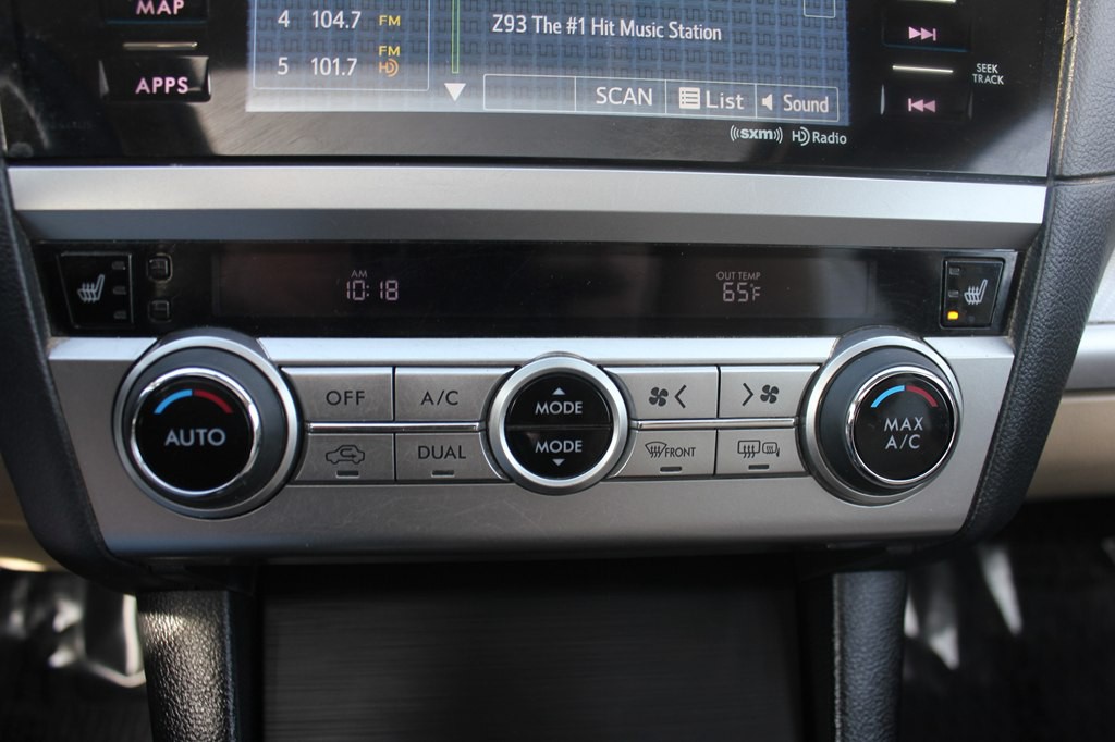 2015 Subaru Outback Image 19