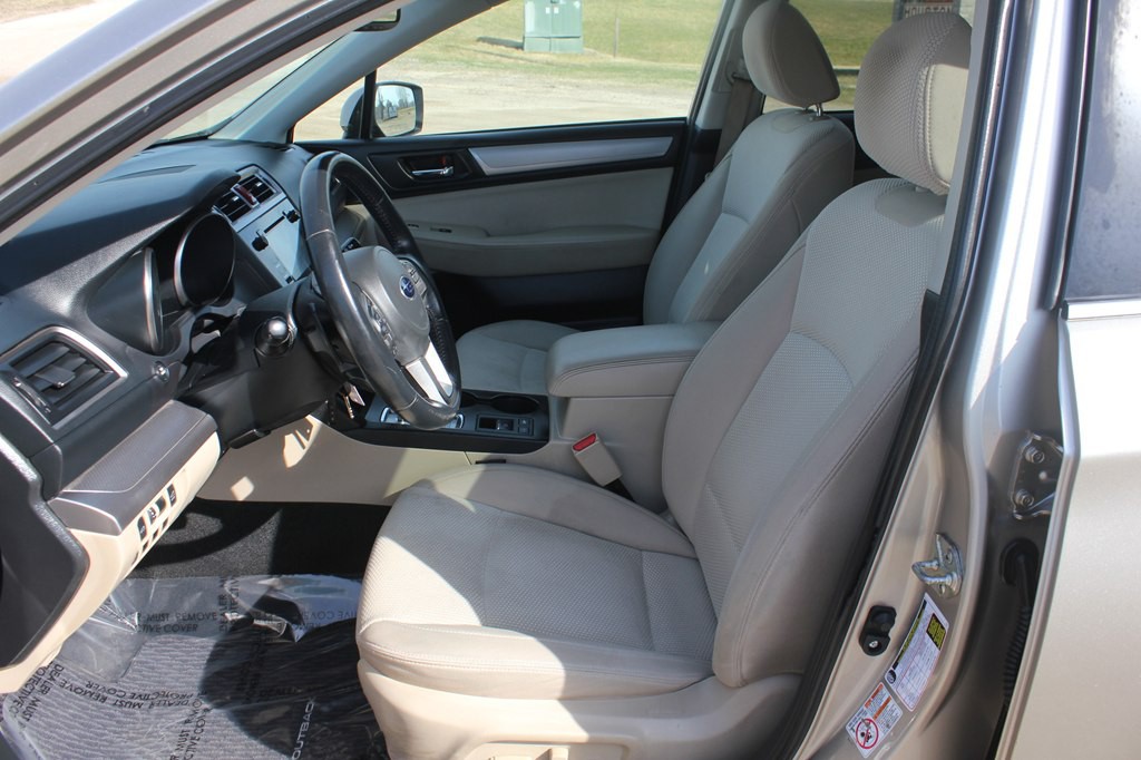 2015 Subaru Outback Image 30