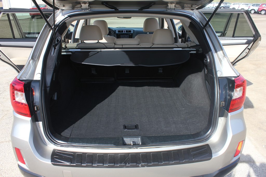 2015 Subaru Outback Image 42