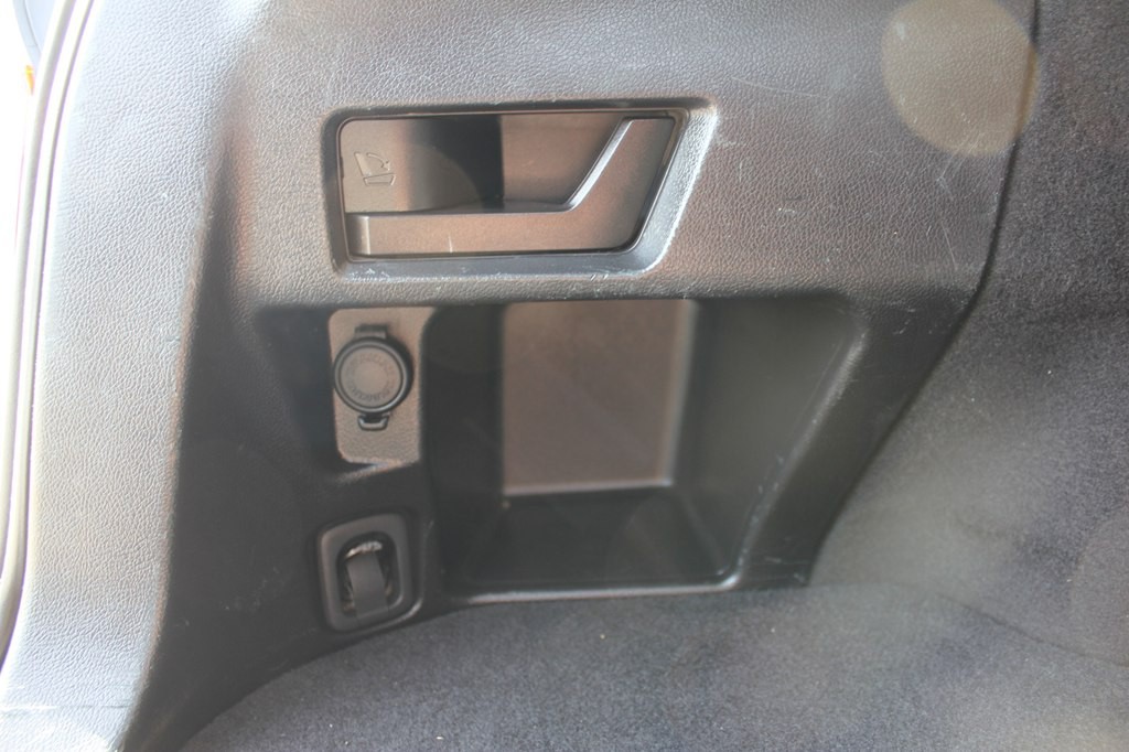 2015 Subaru Outback Image 43