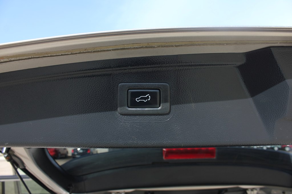 2015 Subaru Outback Image 45