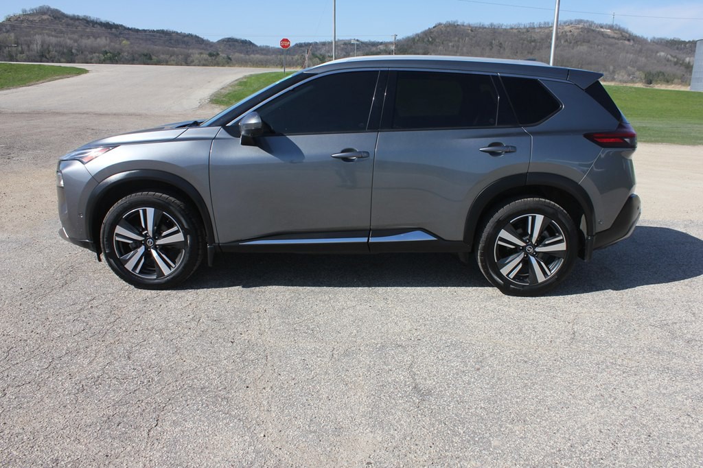 2021 Nissan Rogue Image 8