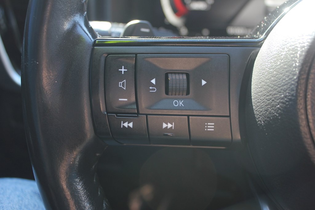 2021 Nissan Rogue Image 12