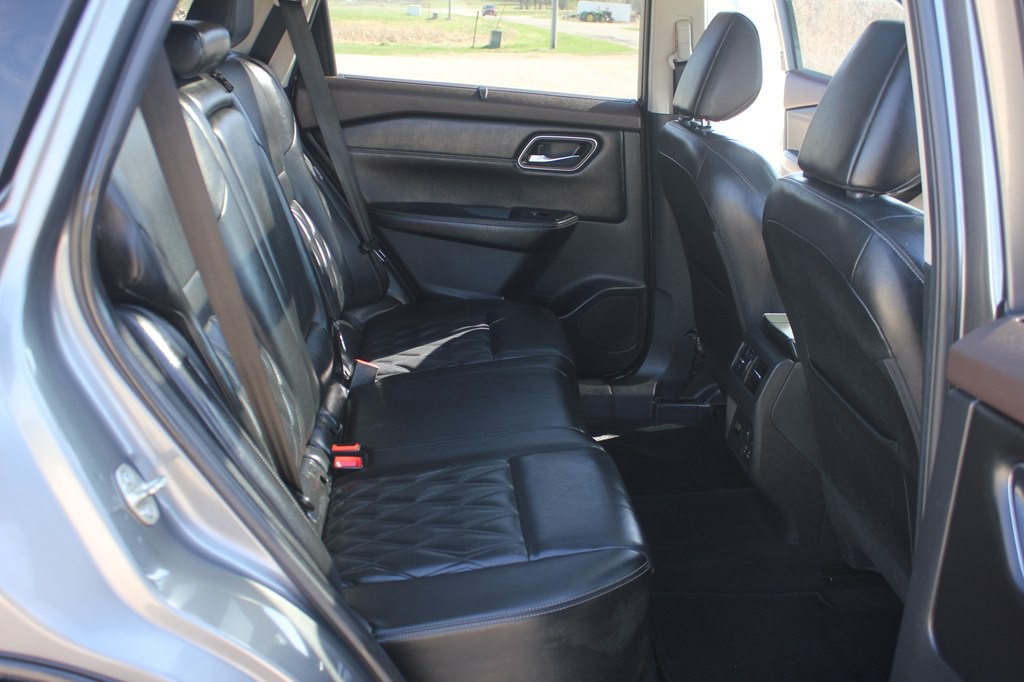 2021 Nissan Rogue Image 35