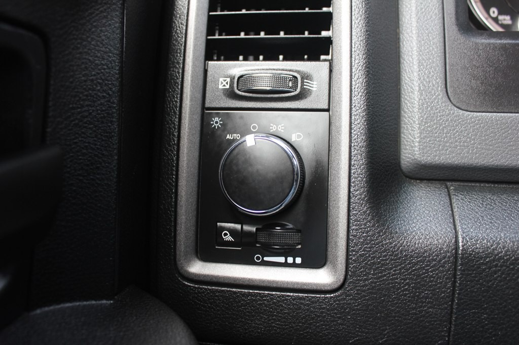 2018 RAM 2500 Image 16