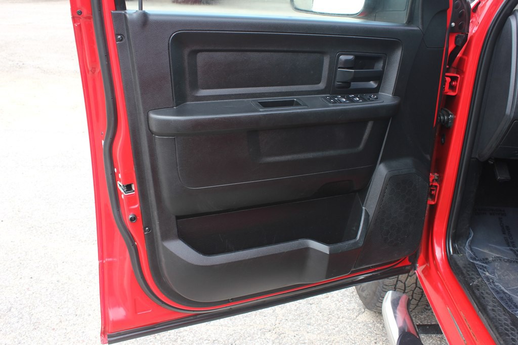 2018 RAM 2500 Image 25