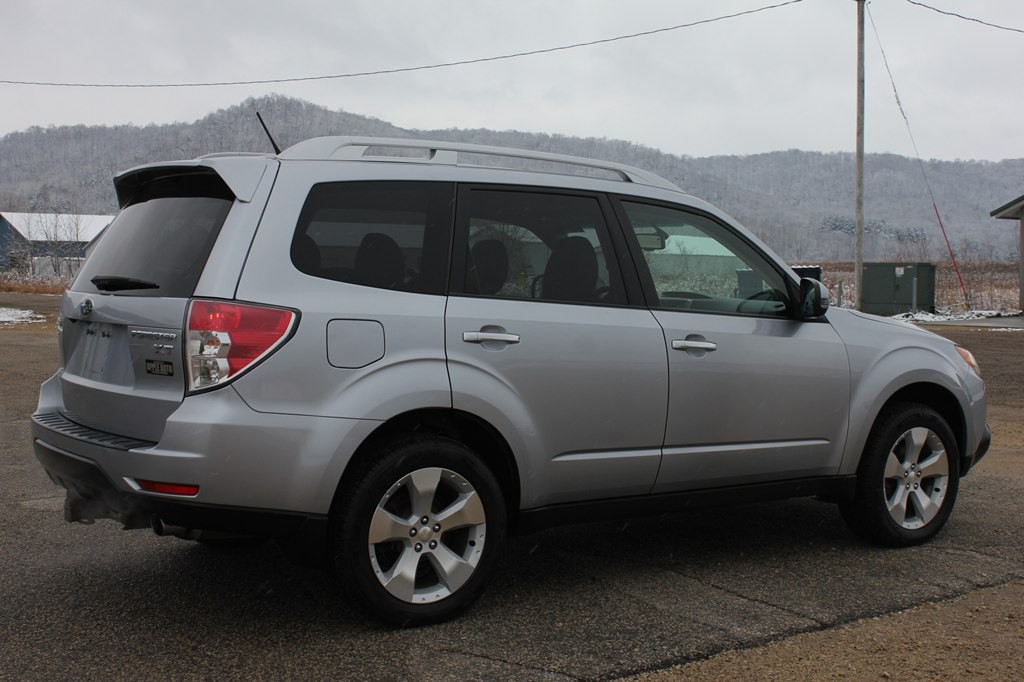 2011 Subaru Forester Image 5