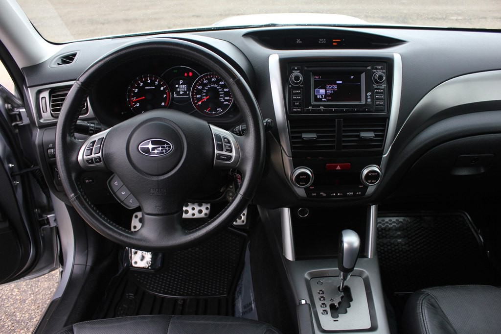 2011 Subaru Forester Image 11