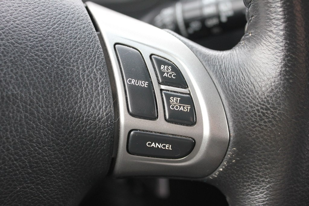 2011 Subaru Forester Image 12