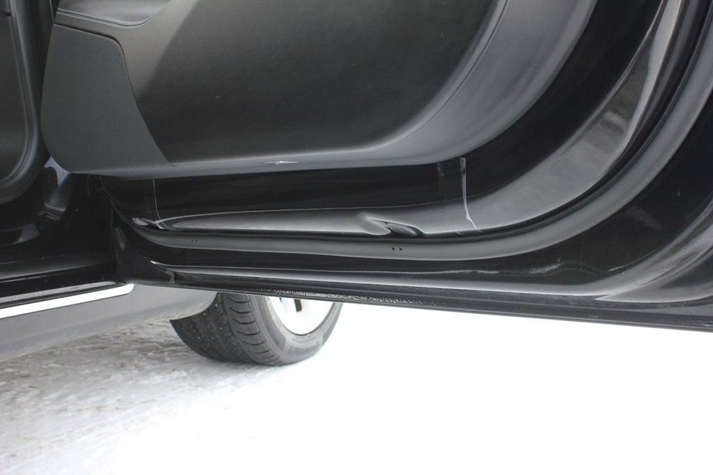 2016 Tesla Model S Image 38