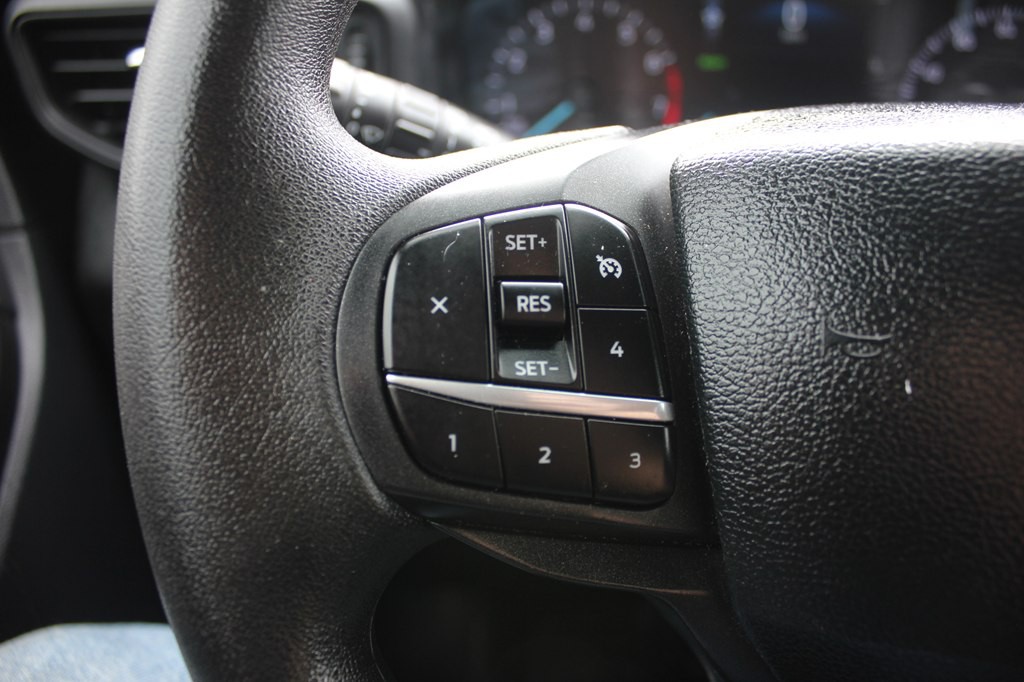2022 Ford Explorer Image 13