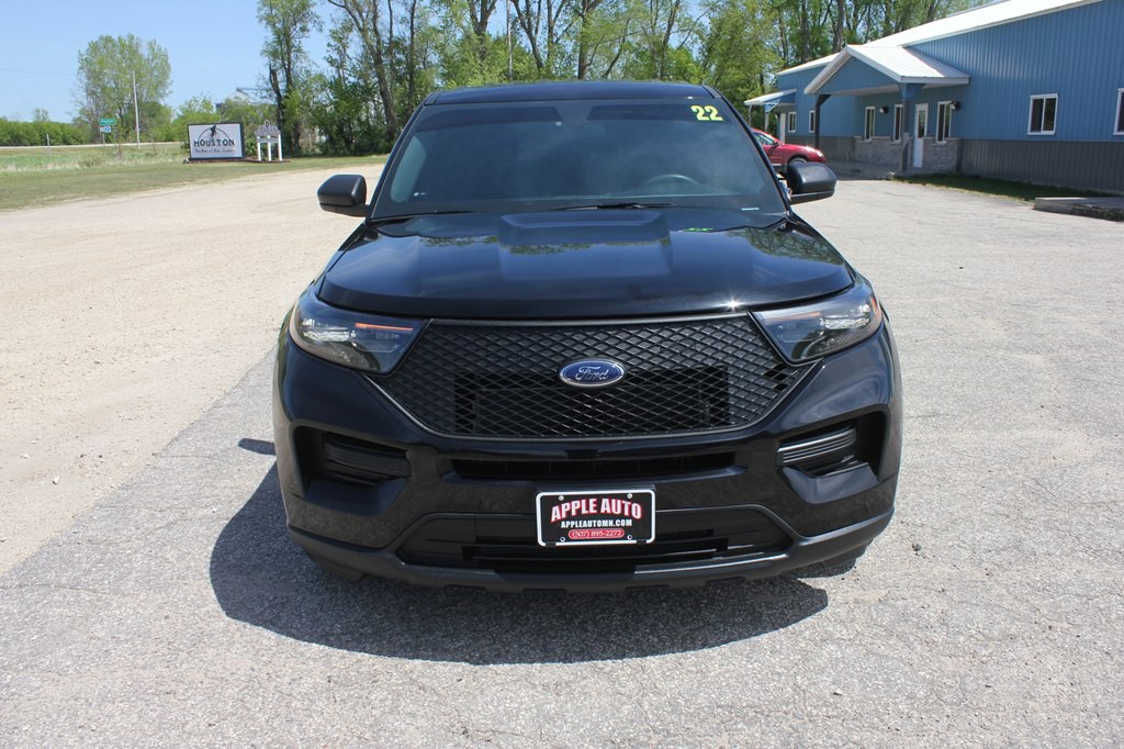 2022 Ford Explorer Image 2