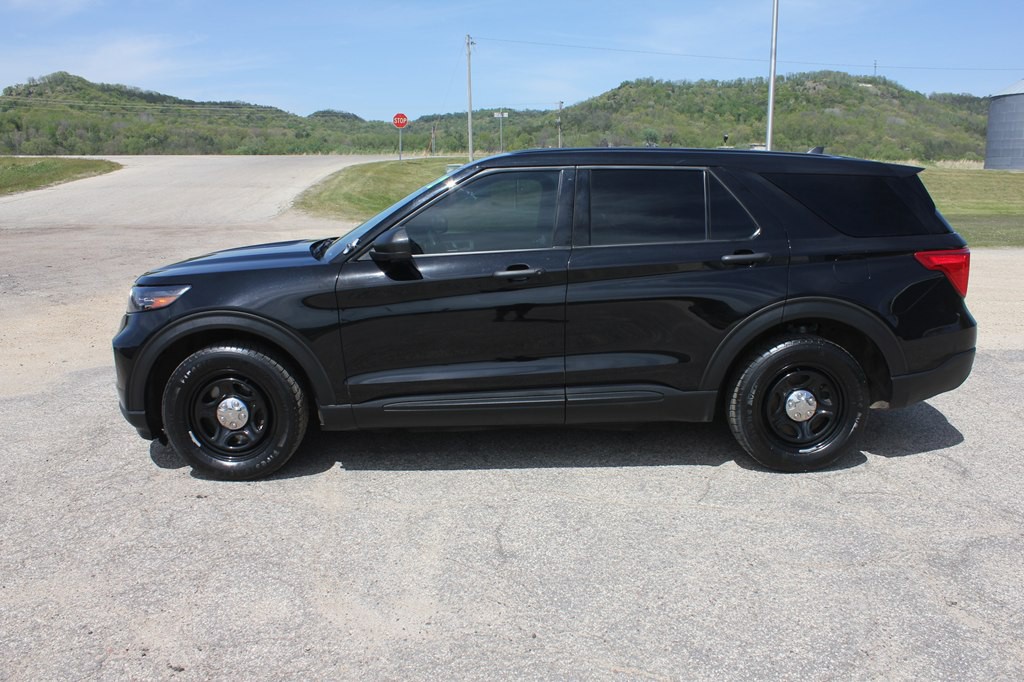 2022 Ford Explorer Image 8