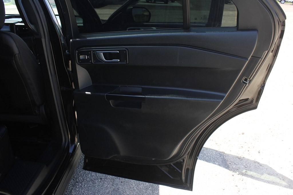 2022 Ford Explorer Image 32