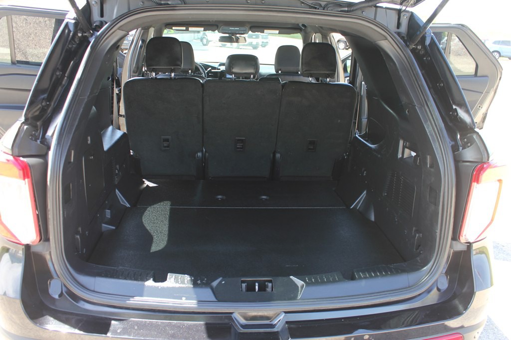 2022 Ford Explorer Image 38