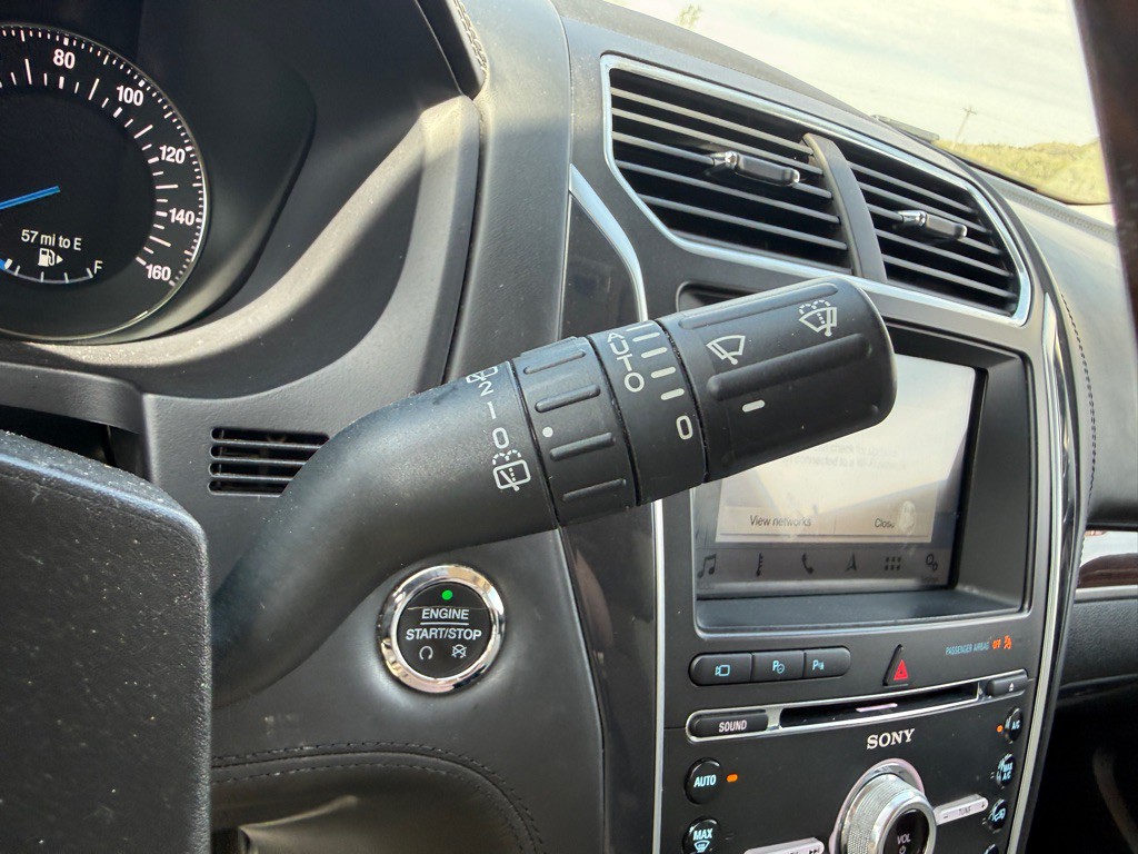 2018 Ford Explorer Image 18