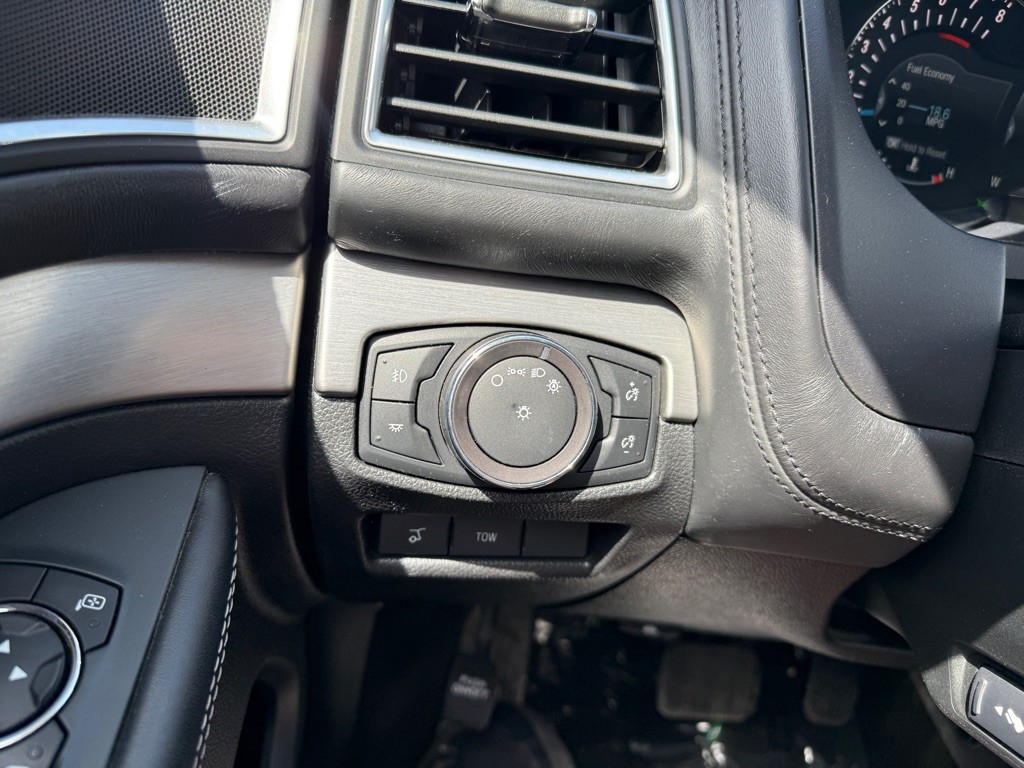 2018 Ford Explorer Image 22