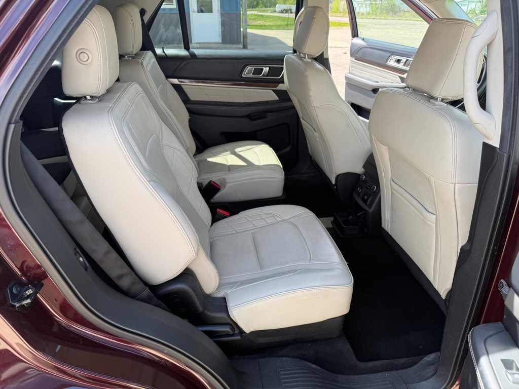 2018 Ford Explorer Image 35