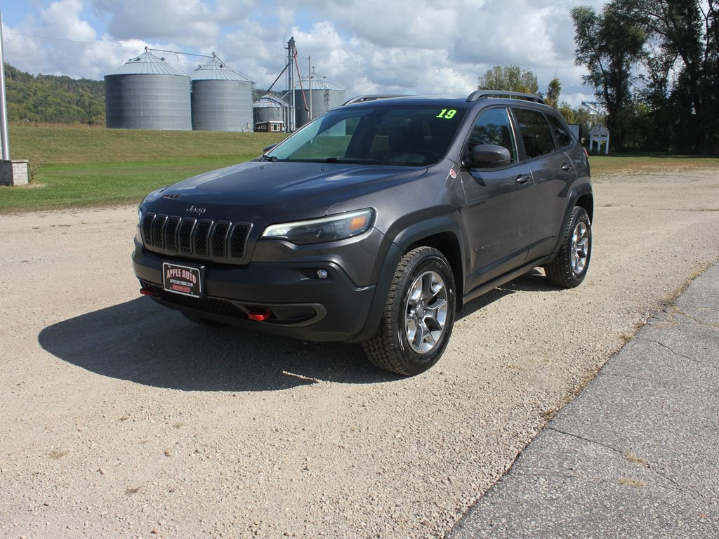 2019 Jeep Cherokee Image 1