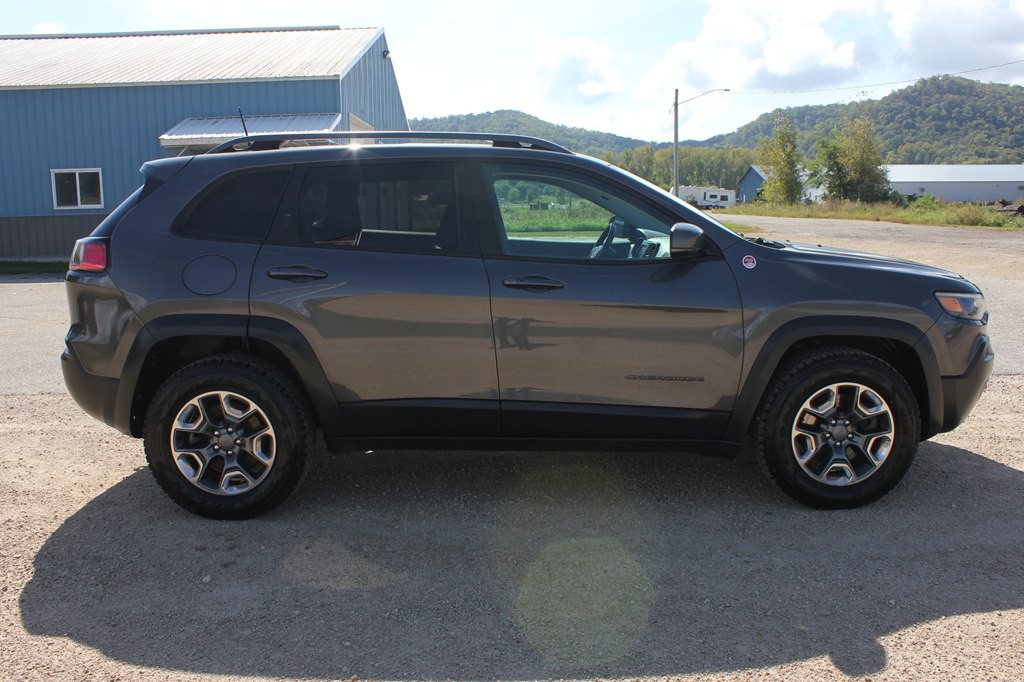2019 Jeep Cherokee Image 5