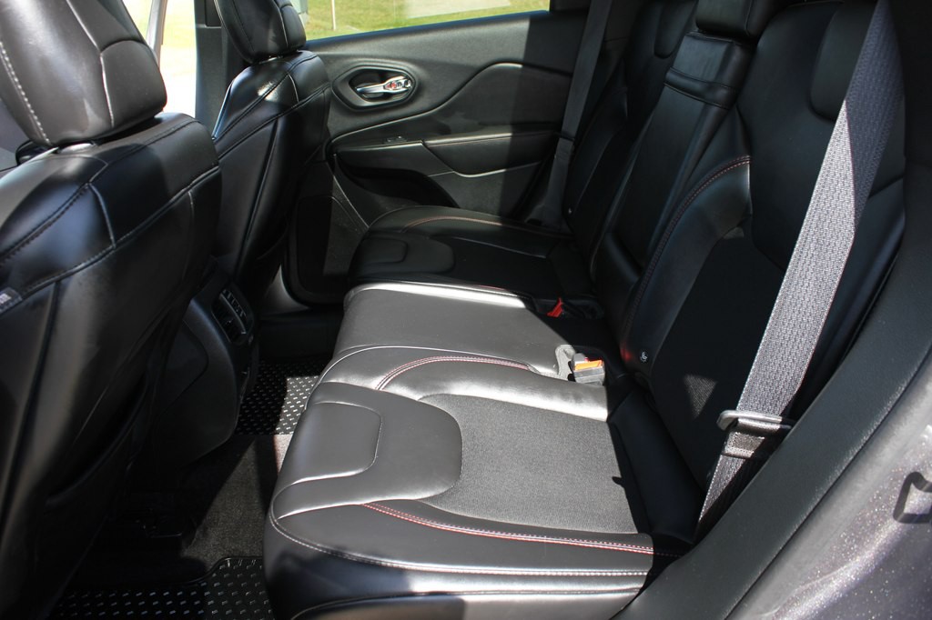 2019 Jeep Cherokee Image 31