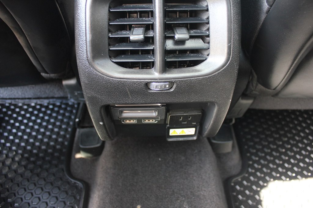 2019 Jeep Cherokee Image 32