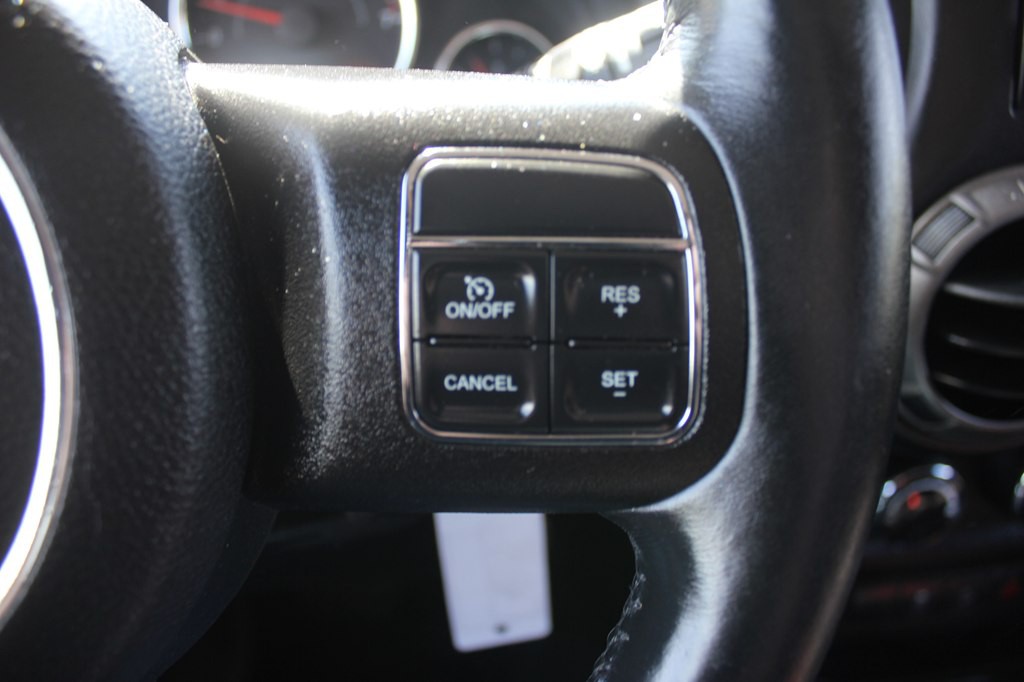 2015 Jeep Wrangler Image 13