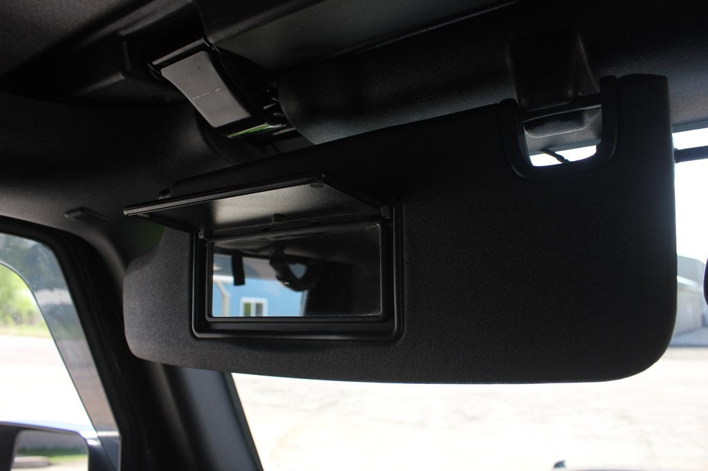 2015 Jeep Wrangler Image 22