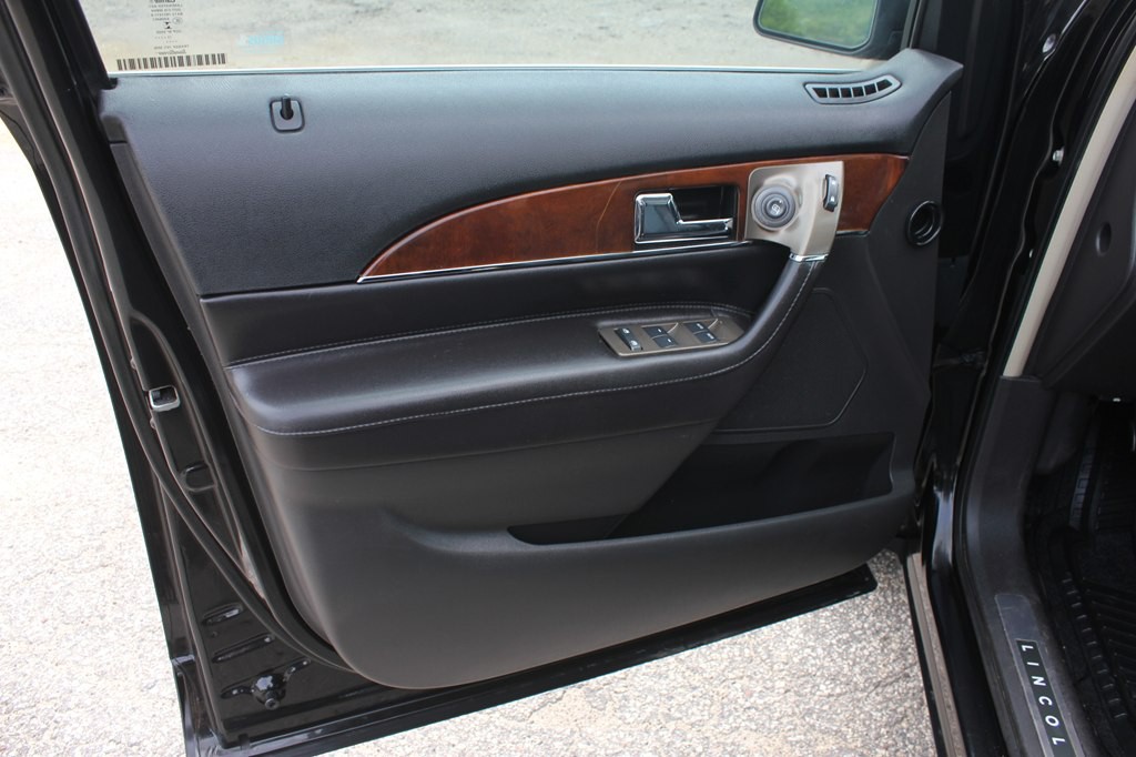 2013 Lincoln MKX Image 26