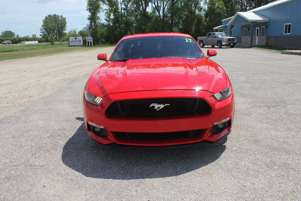 2017 Ford Mustang Image 2