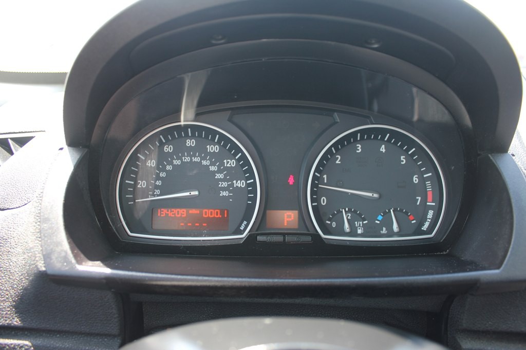 2006 BMW X3 Image 11