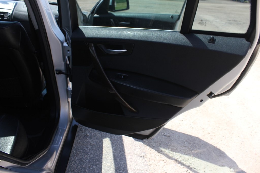 2006 BMW X3 Image 34