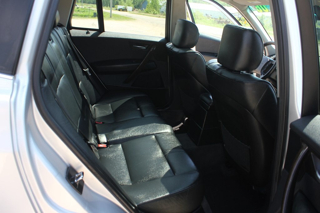 2006 BMW X3 Image 35