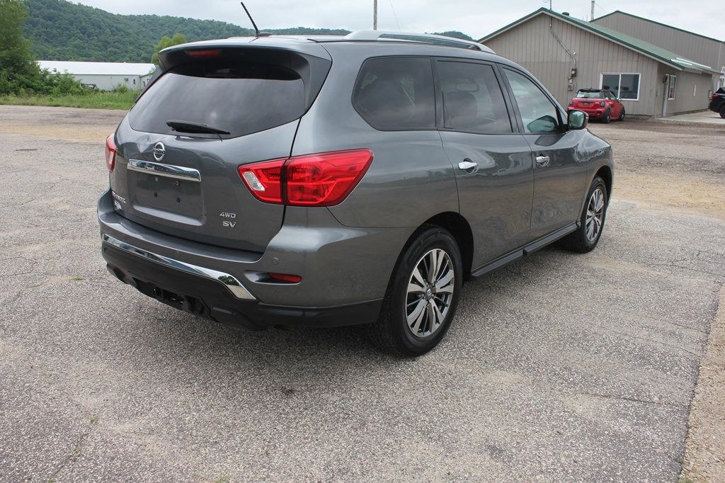 2018 Nissan Pathfinder Image 5