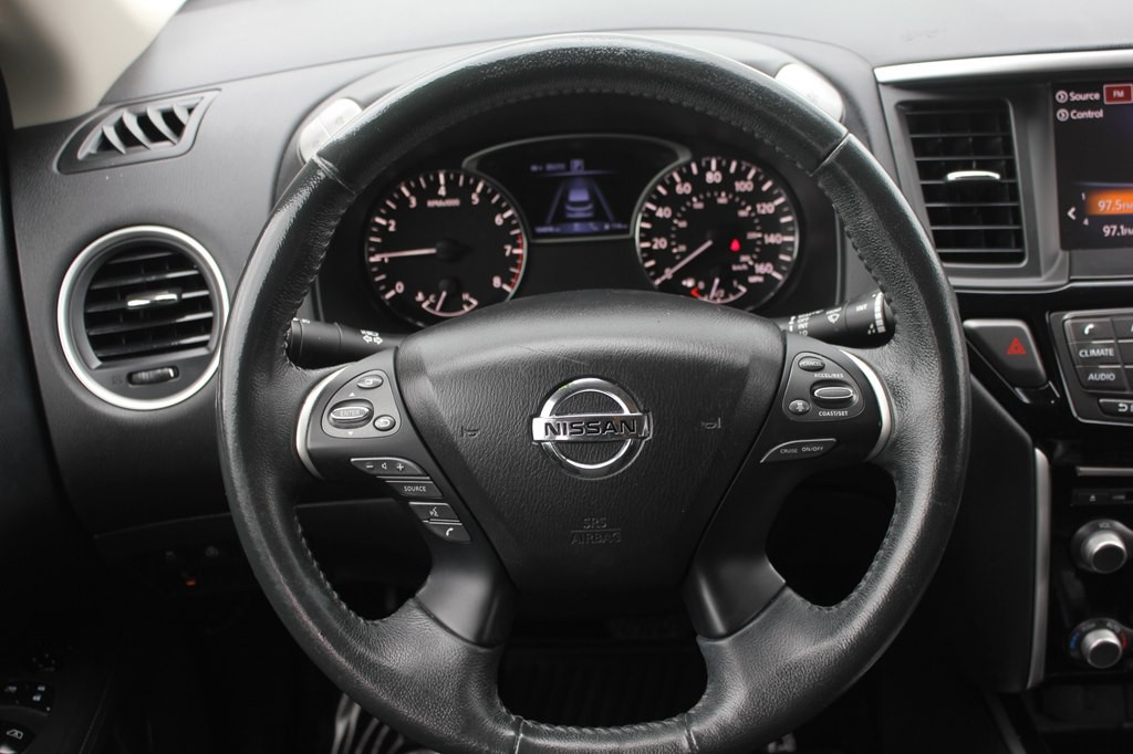2018 Nissan Pathfinder Image 10
