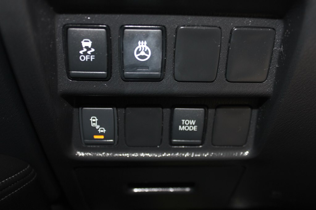 2018 Nissan Pathfinder Image 16